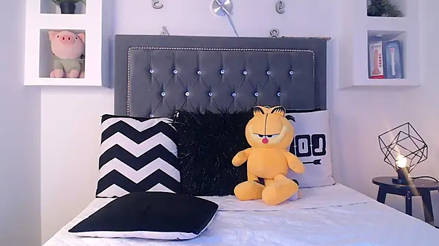 MaikyCooper online show from March 2025 09:43:01 AM