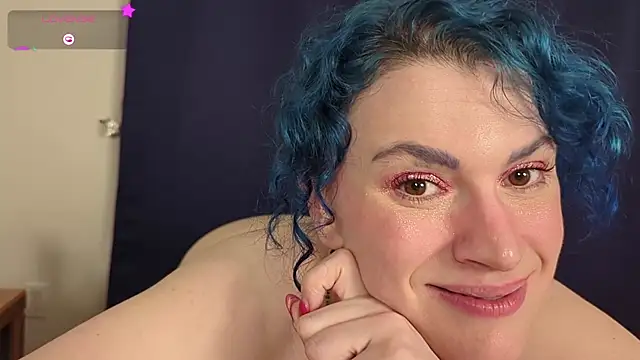 Snapshot of CupcakeCravings chatting on February 2025 05:34:01 AM CupcakeCravings online show from February 2025 05:34:01 AM