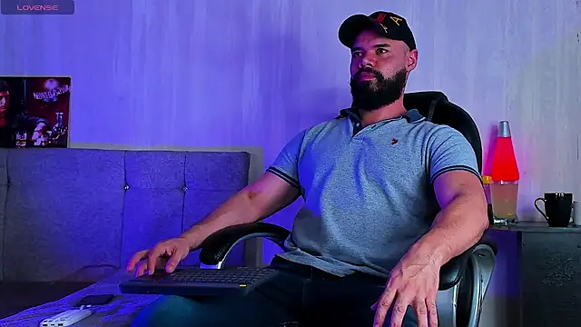 Luke Diaz7 online show from March 2026 02:47:02 AM