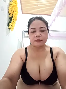 Baby-bigtits2024 online show from March 2025 08:33:02 AM