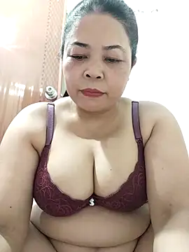 Baby-bigtits2024 online show from November 2025 10:04:02 AM