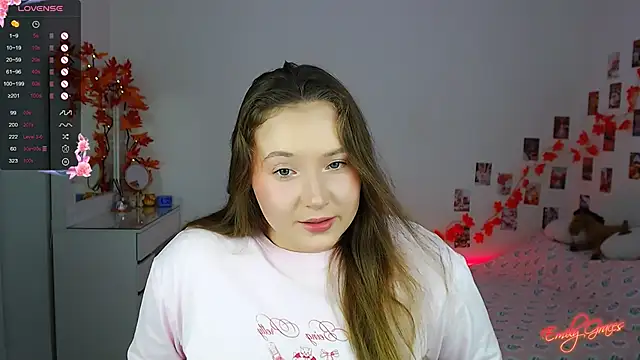 Snapshot of EmilyxxGraces chatting on November 2025 07:51:02 PM EmilyxxGraces online show from November 2025 07:51:02 PM