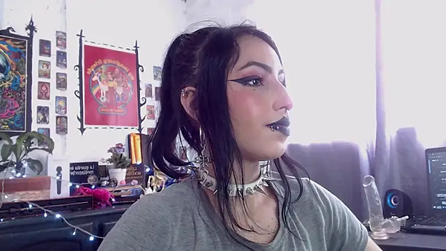 Nyx Blackmoon online show from February 2025 03:43:02 PM