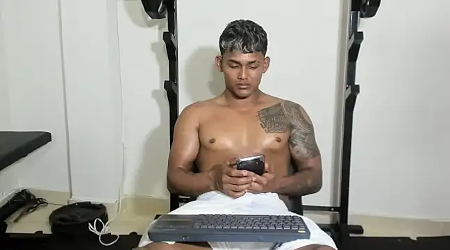 Blackhot000 online show from February 2025 05:52:01 AM