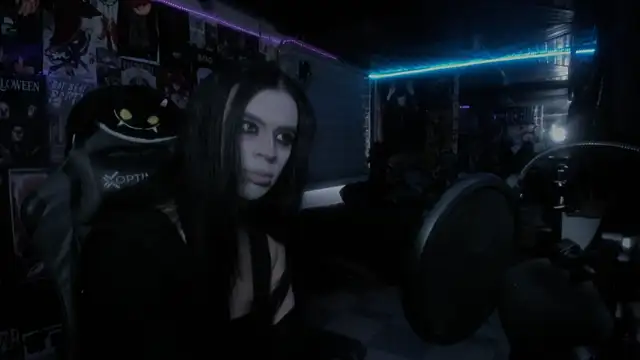 Snapshot of rotten_dreams chatting on February 2025 12:55:02 PM rotten dreams online show from February 2025 12:55:02 PM