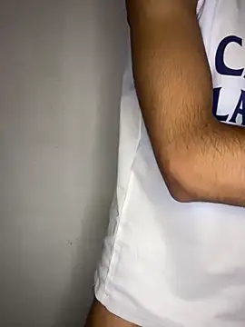 Hamza-Maroki online show from November 2025 11:43:01 AM