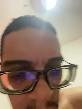 Snapshot of Diegodelicia chatting on July 2026 04:16:01 AM Diegodelicia online show from July 2026 04:16:01 AM