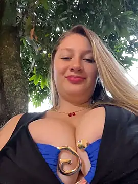 Snapshot of aurora_coldd chatting on May 2026 10:40:02 PM aurora coldd online show from May 2026 10:40:02 PM