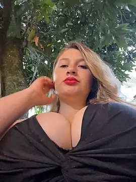 Snapshot of aurora_coldd chatting on May 2026 10:49:02 PM aurora coldd online show from May 2026 10:49:02 PM