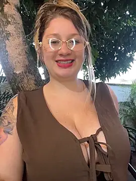 Snapshot of aurora_coldd chatting on June 2026 10:37:01 PM aurora coldd online show from June 2026 10:37:01 PM