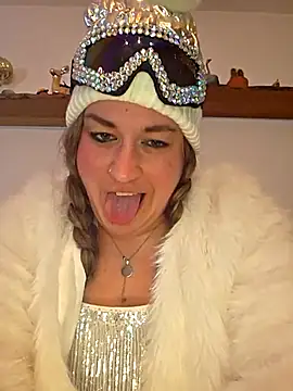 Snapshot of justtess chatting on February 2026 07:21:02 PM justtess online show from February 2026 07:21:02 PM