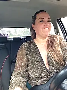 Snapshot of justtess chatting on February 2026 10:44:02 AM justtess online show from February 2026 10:44:02 AM