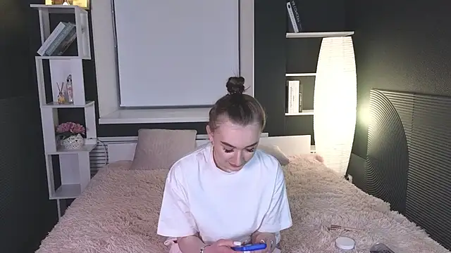 FeliceAldridge online show from February 2025 11:04:02 PM