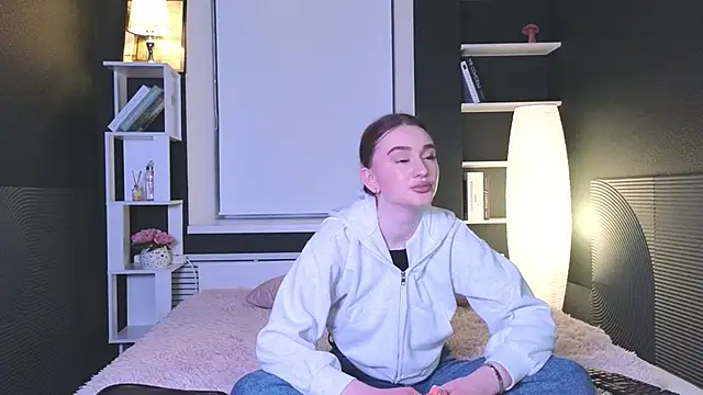 FeliceAldridge online show from February 2025 08:59:01 PM