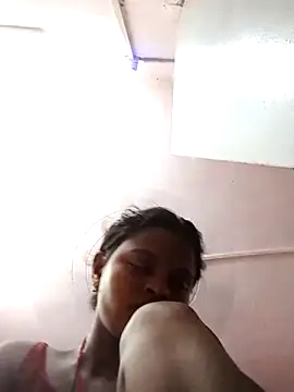 Hot couple493 online show from June 2026 08:43:01 PM