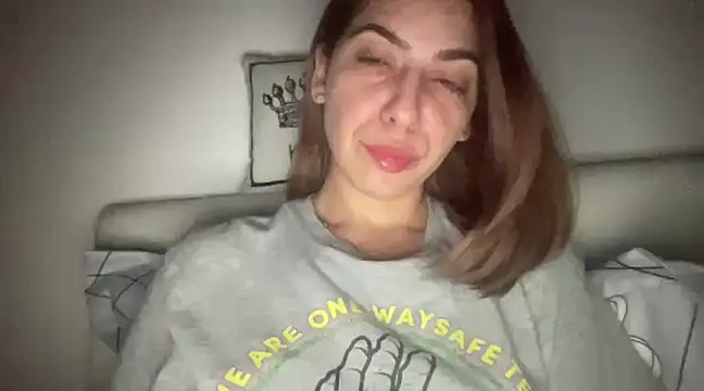 sarrah rossy online show from March 2025 11:37:02 PM