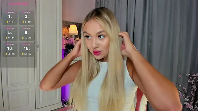 Snapshot of _Loneve__ chatting on September 2025 03:35:02 PM  Loneve   online show from September 2025 03:35:02 PM