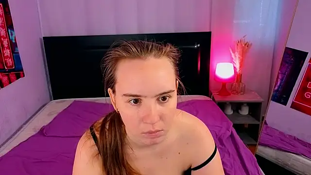 Lika 0ne online show from May 2026 12:01:02 PM