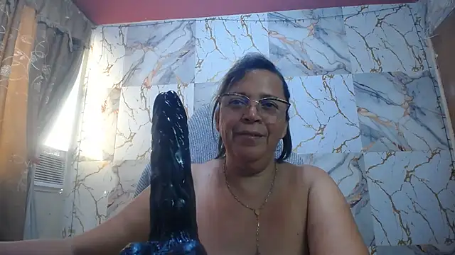 Snapshot of alina_maturehot chatting on June 2026 07:40:01 PM alina maturehot online show from June 2026 07:40:01 PM