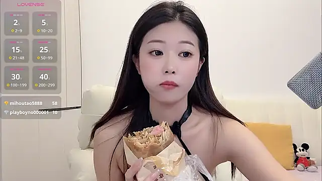 yunyun121 online show from October 2025 03:23:02 PM