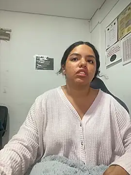 Snapshot of Anitta_bell chatting on March 2025 03:42:02 PM Anitta bell online show from March 2025 03:42:02 PM