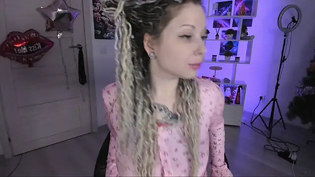 HoneySallyMoore online show from November 2025 01:59:02 AM