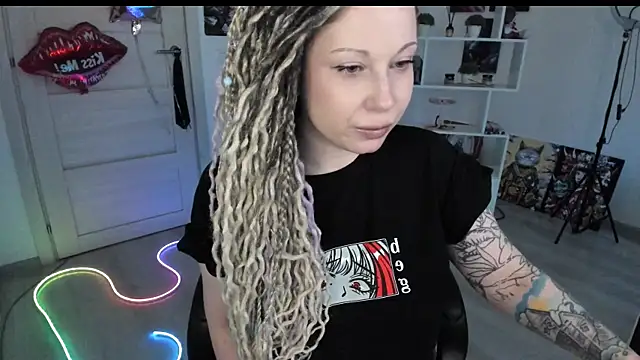 HoneySallyMoore online show from April 2026 08:51:02 AM