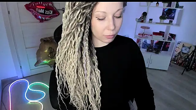 HoneySallyMoore online show from August 2026 12:54:01 PM