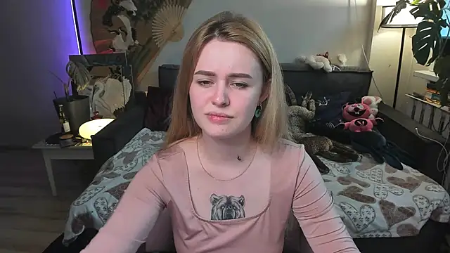 Alexa Pirs online show from April 2026 03:49:02 PM