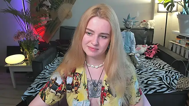Alexa Pirs online show from July 2026 02:45:01 PM