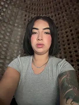 Snapshot of Scarlett-LS chatting on September 2025 02:02:01 AM Scarlett-LS online show from September 2025 02:02:01 AM