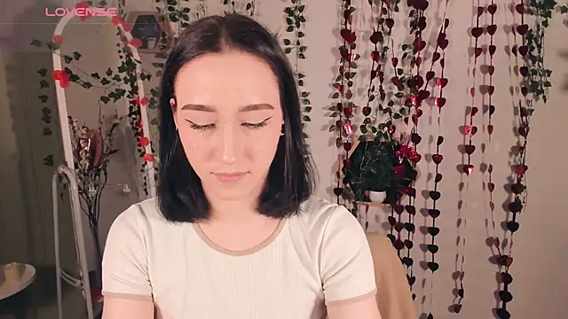 Snapshot of Smoke_of_soul_ chatting on February 2025 01:47:02 PM Smoke of soul  online show from February 2025 01:47:02 PM