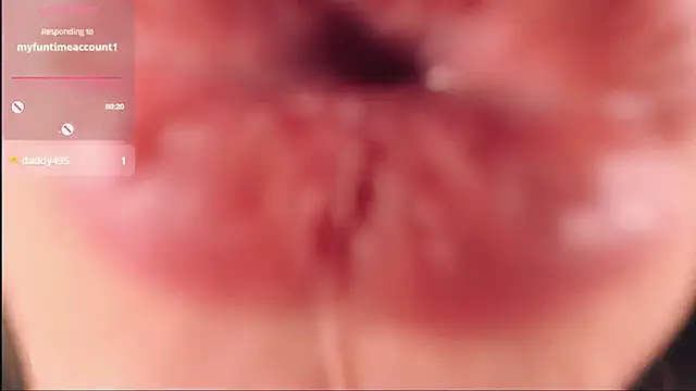 Snapshot of Smoke_of_soul_ chatting on March 2025 04:37:01 PM Smoke of soul  online show from March 2025 04:37:01 PM