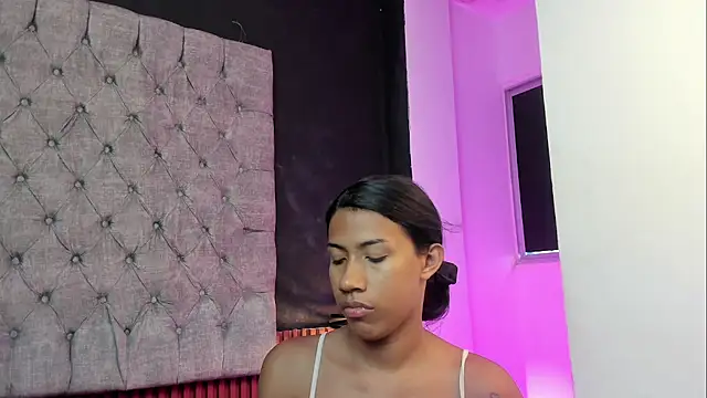 AntoniSantoss online show from February 2026 07:22:01 PM