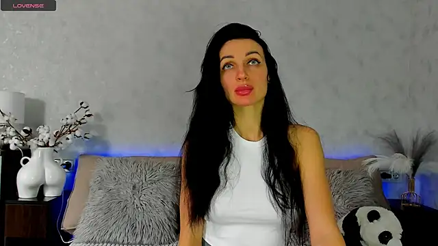 Tina Mart online show from February 2026 11:48:01 AM