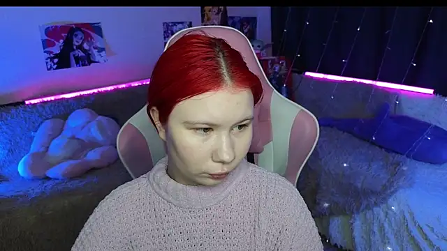 Little kitsune1707 online show from March 2025 12:37:02 AM