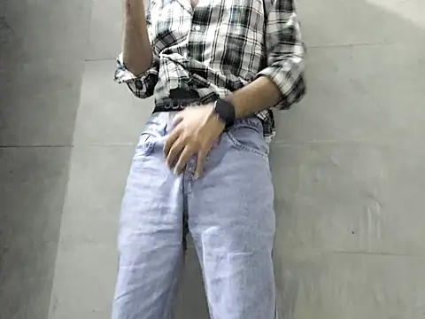 Lustyluckyy online show from October 2025 03:46:02 PM