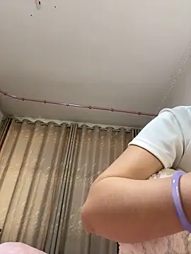 Snapshot of jinj-a chatting on March 2025 02:53:01 AM jinj-a online show from March 2025 02:53:01 AM