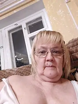 Violet5364 online show from March 2026 07:47:02 PM