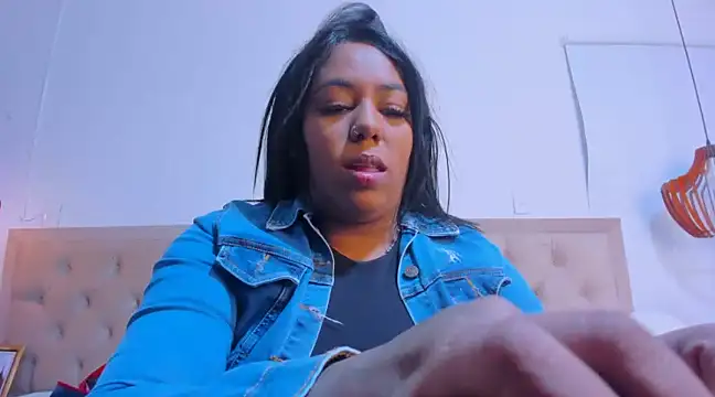 emma purple  online show from March 2025 06:22:02 PM