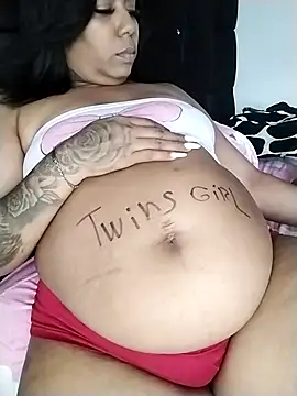 emma purple  online show from April 2026 09:19:01 PM