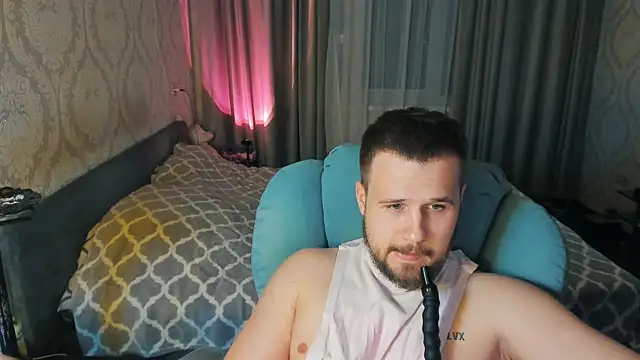 Vladik b online show from May 2026 06:01:01 PM