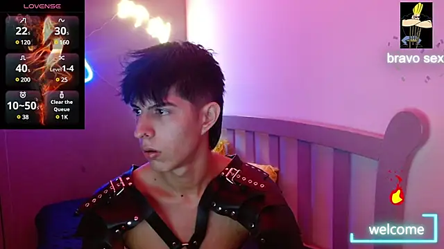 Estiv18  online show from February 2025 01:25:02 AM