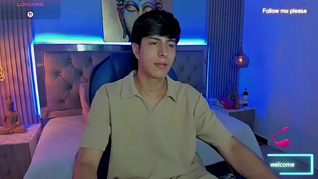 Estiv18  online show from September 2025 02:04:02 AM