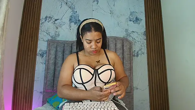 kendrakaramelo online show from February 2026 05:10:02 PM