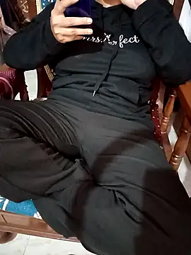 Snapshot of Mannat-222 chatting on December 2025 05:29:02 PM Mannat-222 online show from December 2025 05:29:02 PM