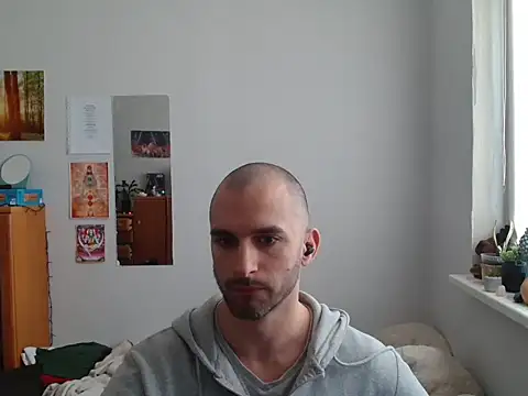 OskarBreno online show from April 2026 07:50:02 AM