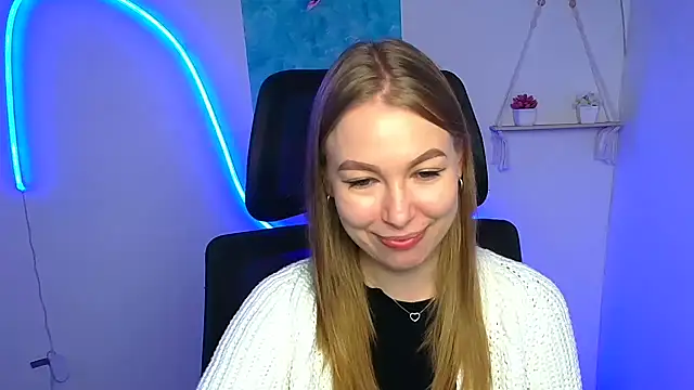 Snapshot of Dana_flowers chatting on October 2025 06:30:01 AM Dana flowers online show from October 2025 06:30:01 AM