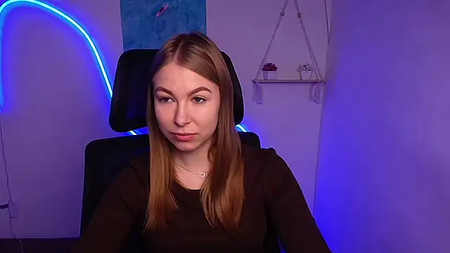 Snapshot of Dana_flowers chatting on November 2025 06:35:01 AM Dana flowers online show from November 2025 06:35:01 AM