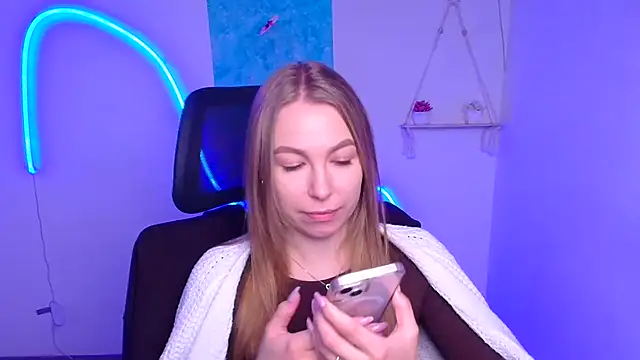 Snapshot of Dana_flowers chatting on November 2025 06:34:01 AM Dana flowers online show from November 2025 06:34:01 AM